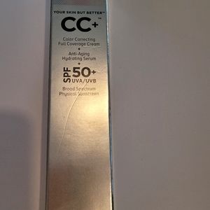 IT Cosmetics CC + Cream. Medium/light